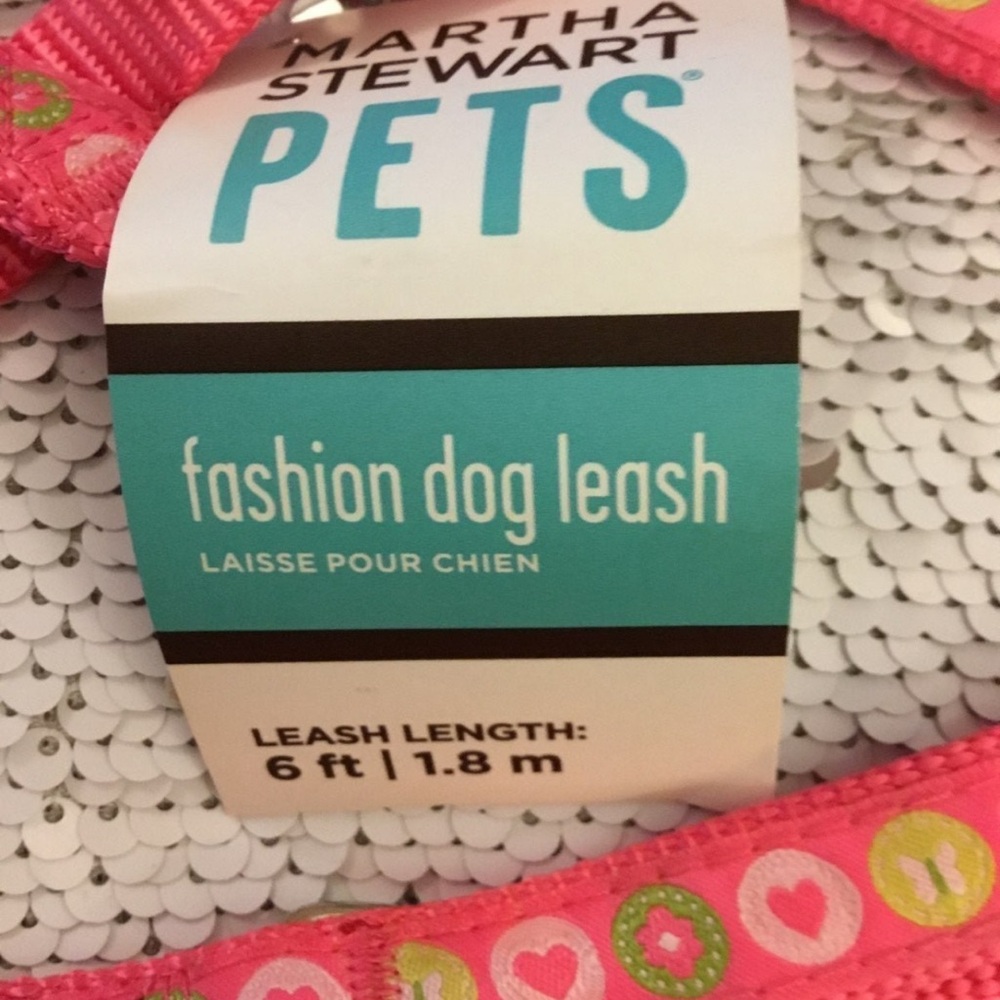✔️Ⓜ️🌸Martha Stewart Pets fashion dog leash. Retired Pattern, Rare Find. NWT.
